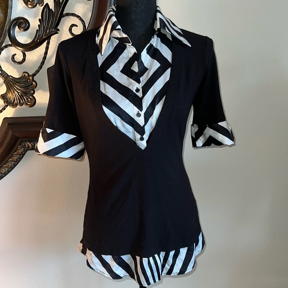Cache Women’s Black White 100% Silk Accent Pullover Shortsleeved Top Medium - Picture 1 of 12